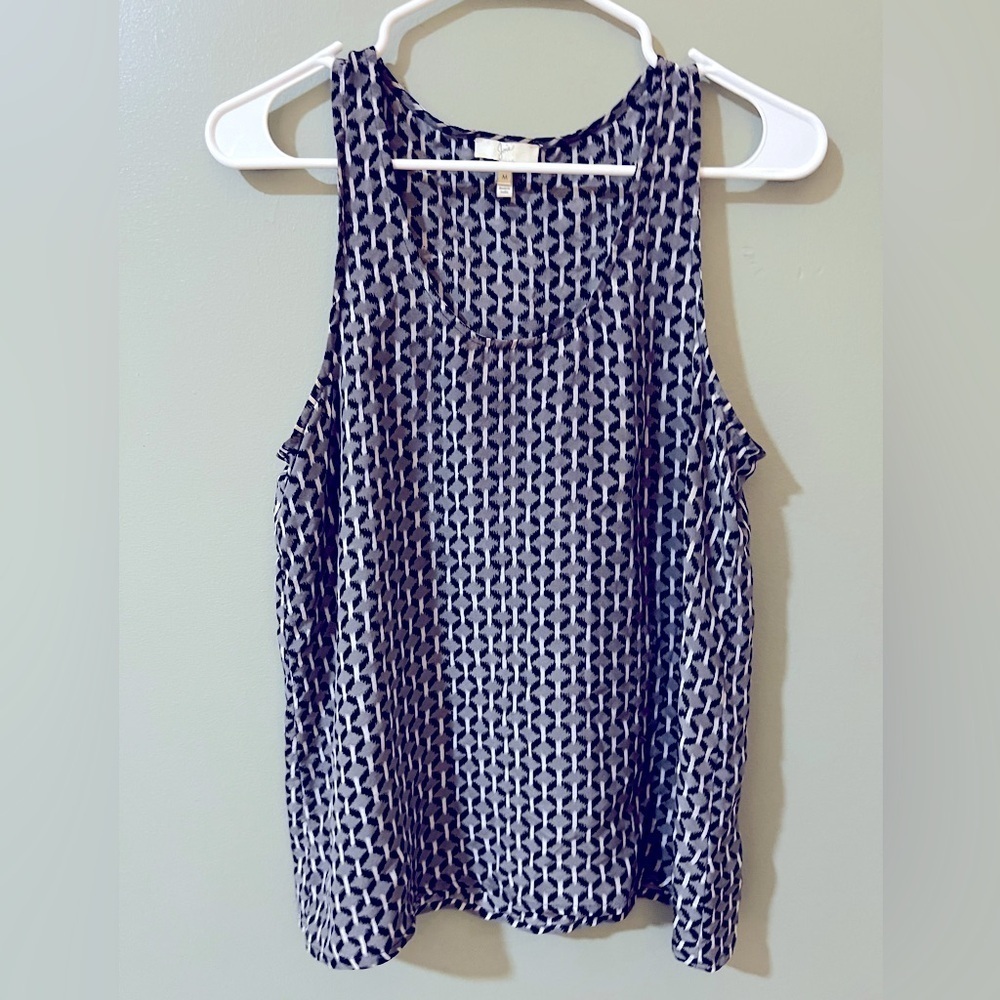 Joie geo print 100 percent silk sleeveless blouse size medium